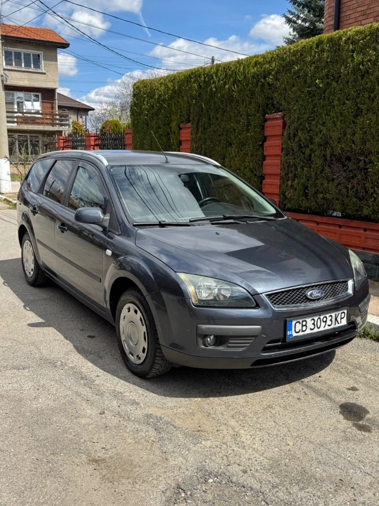 Ford Focus 1.6, снимка 6 - Автомобили и джипове - 54672114