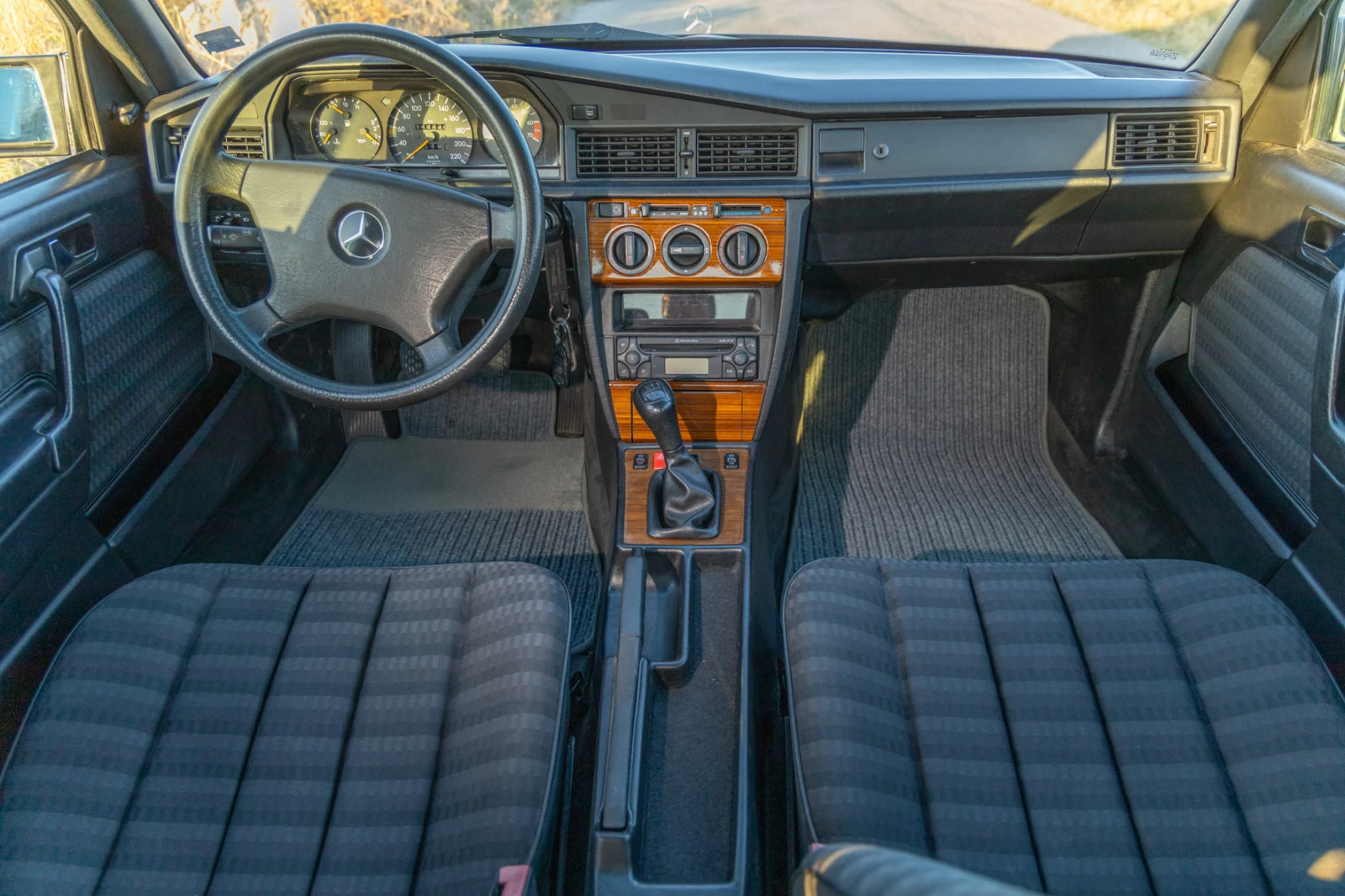 Mercedes-Benz 190 | Mobile.bg   14