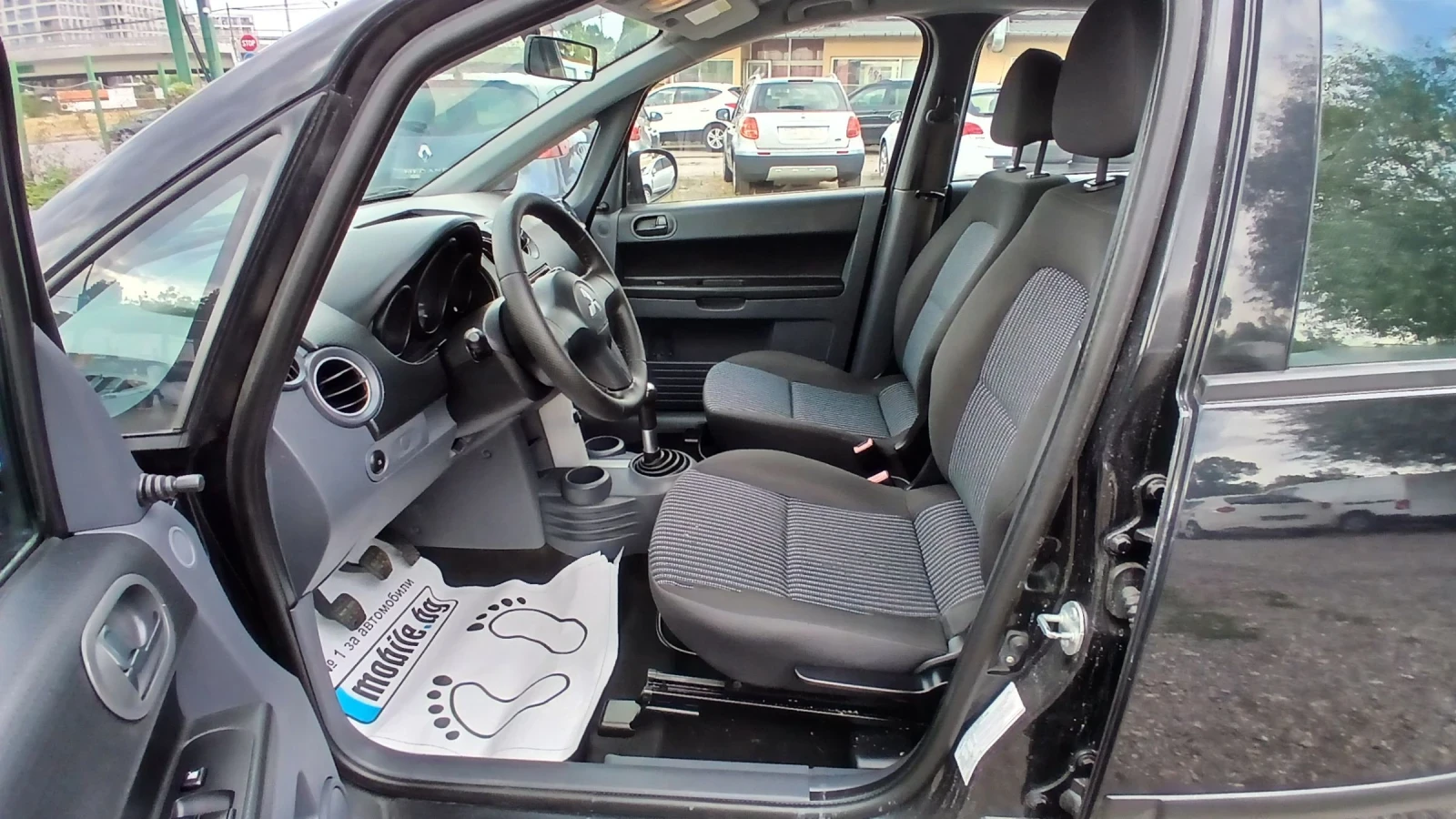 Mitsubishi Colt 1, 1i - изображение 8