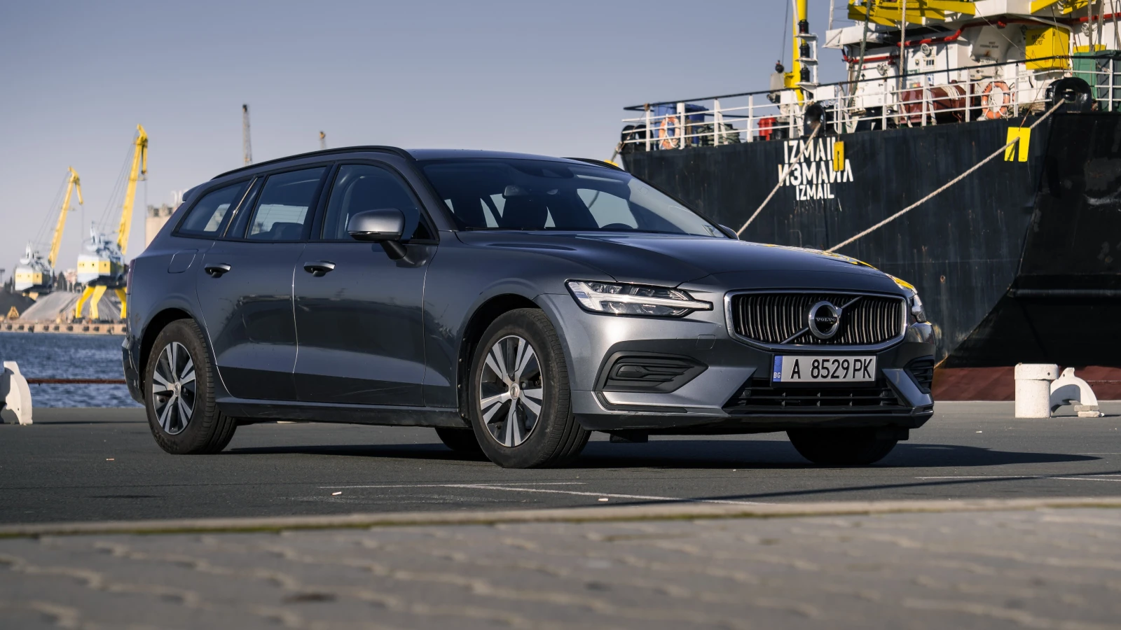 Volvo V60 EURO 6D 2.0D - изображение 2