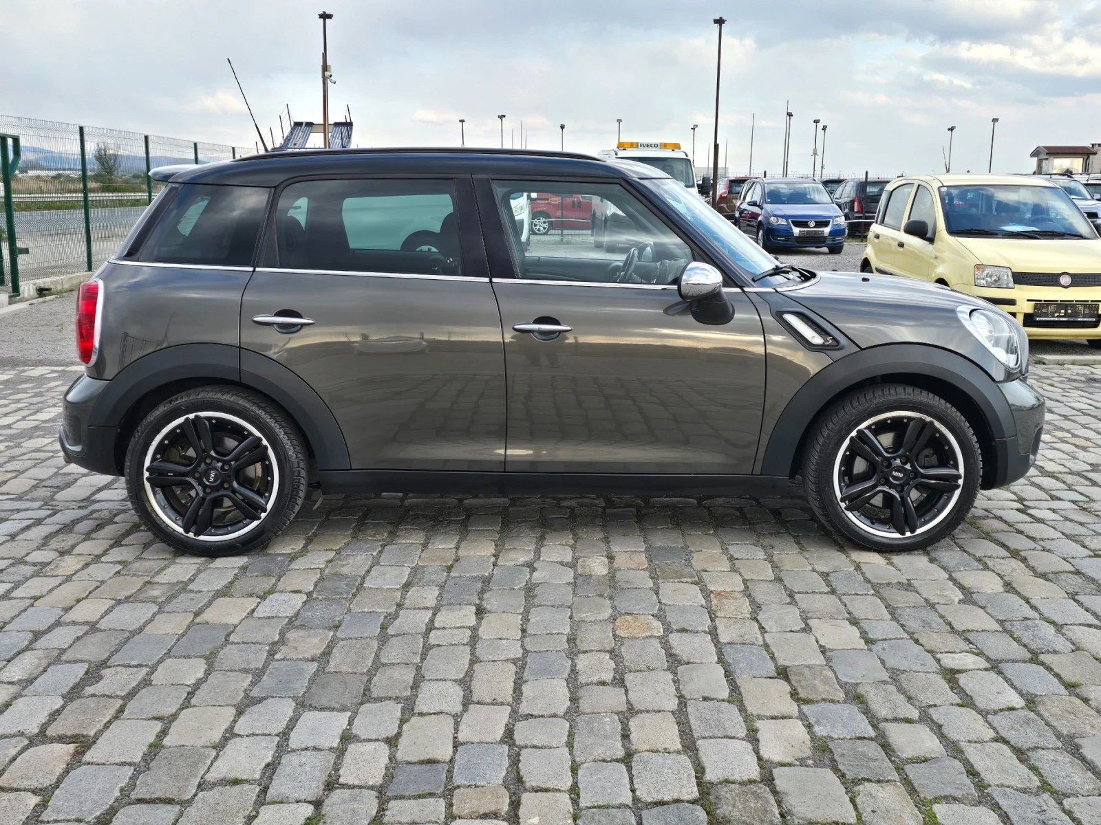 Mini Cooper s ALL 4 1.6i 184 кс ЕВРО 5 - изображение 5