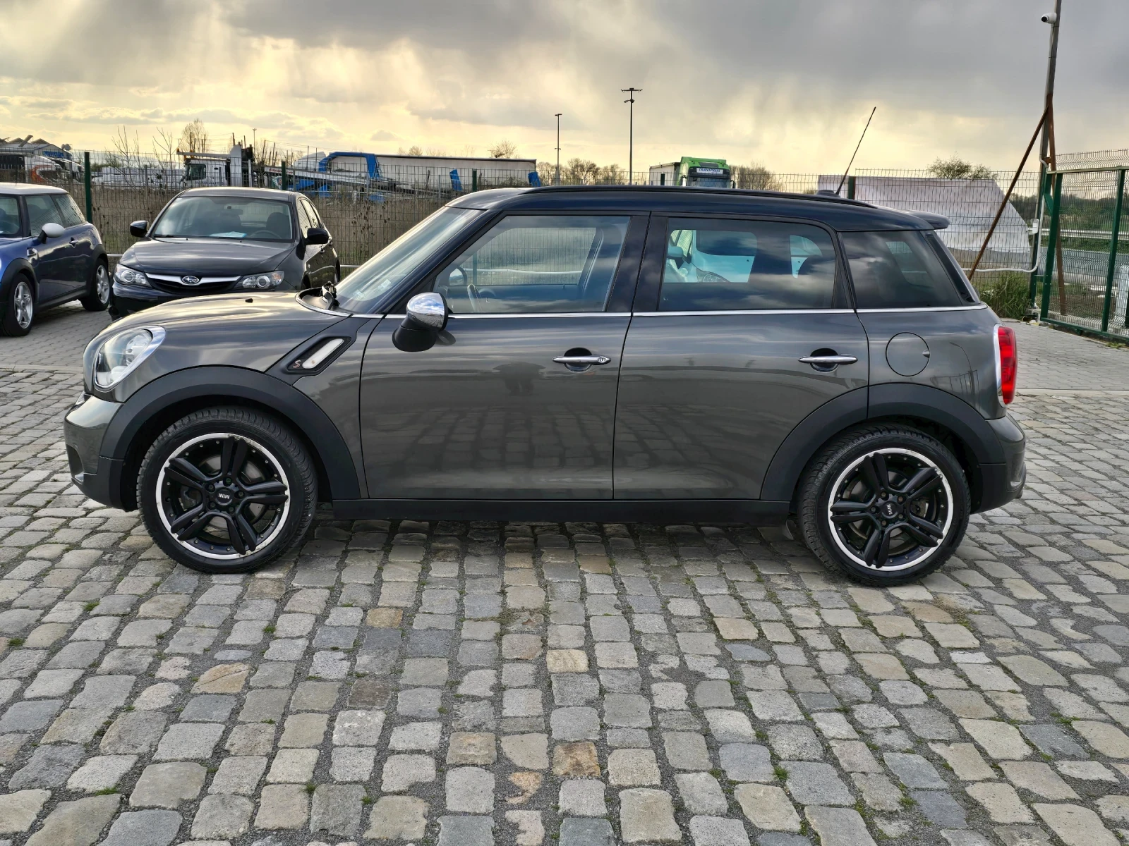 Mini Cooper s ALL 4 1.6i 184 кс ЕВРО 5 - изображение 4