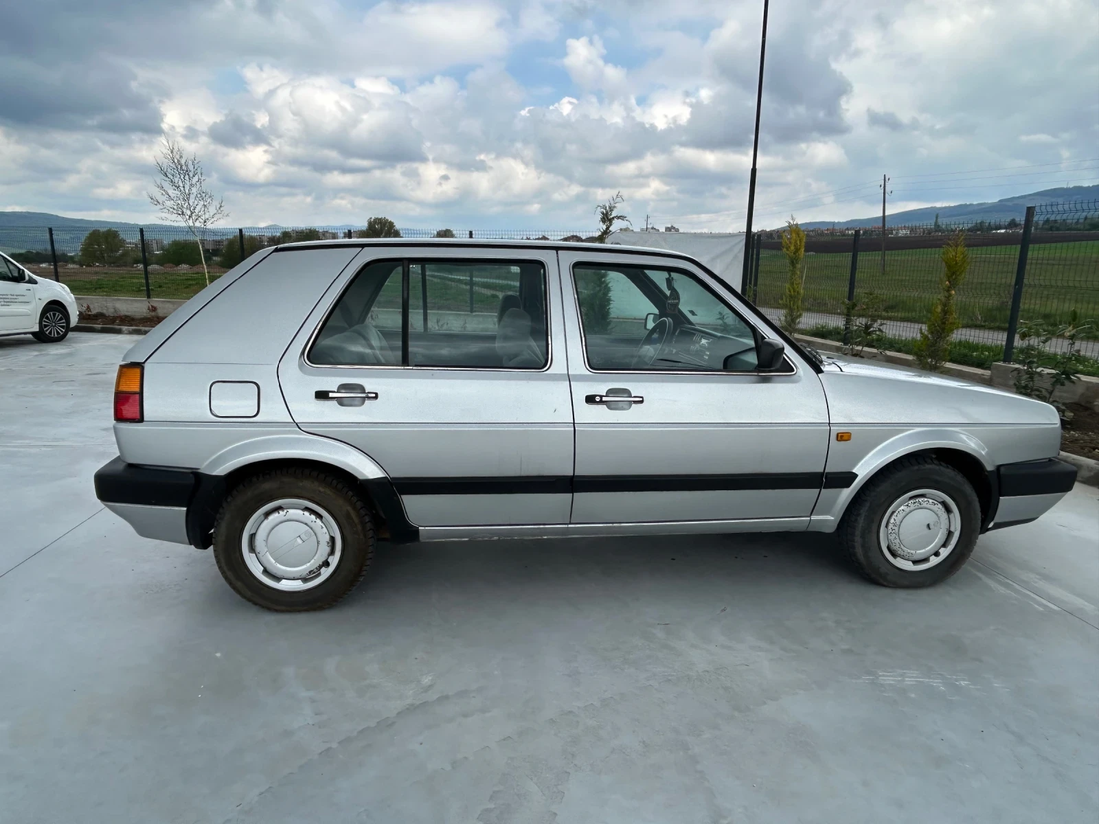 VW Golf 1.6 бензин! - изображение 5
