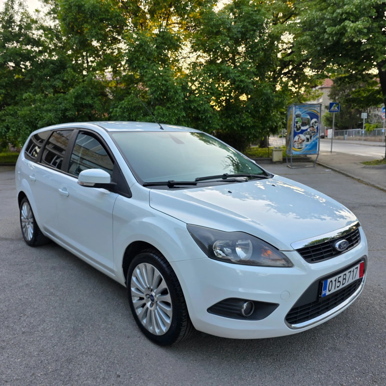 Ford Focus 2.0i GAZ  - изображение 4