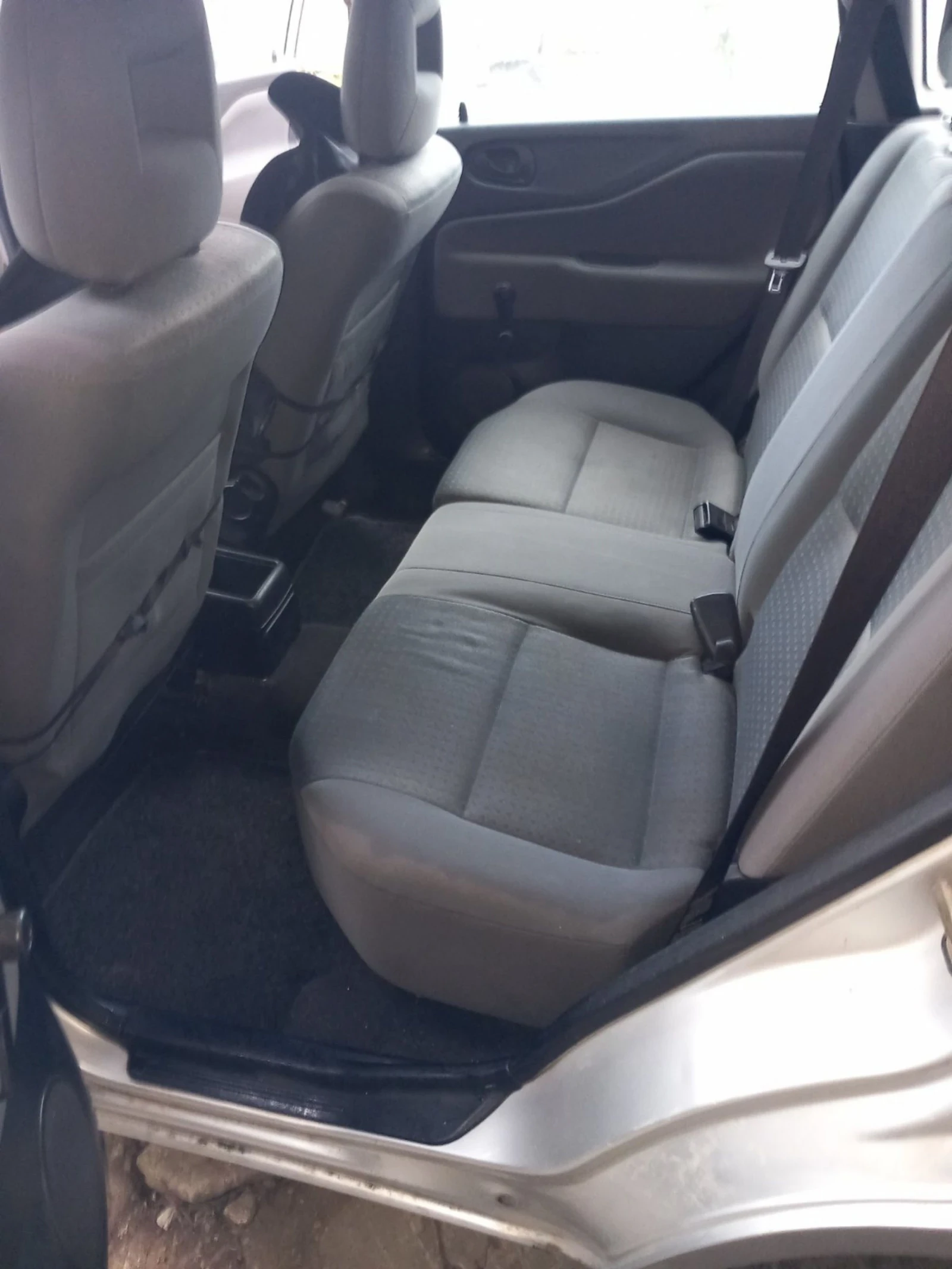 Mitsubishi Space star 1.9 - изображение 7
