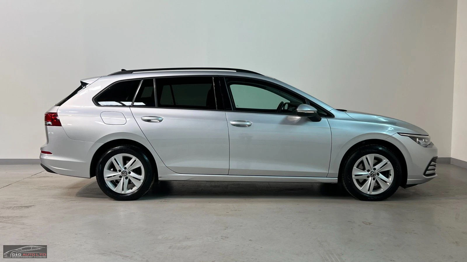 VW Golf VIII/2.0TDI/150HP/DSG/VIRT/LIFE/LANE/CAM/395v - изображение 5