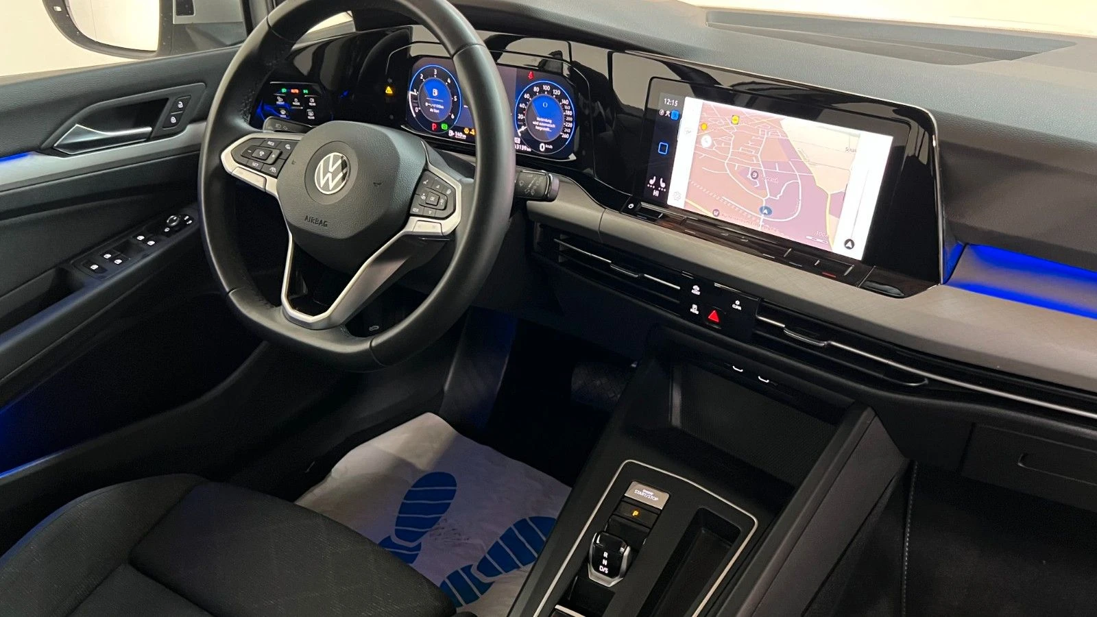 VW Golf VIII/2.0TDI/150HP/DSG/VIRT/LIFE/LANE/CAM/395v - изображение 10