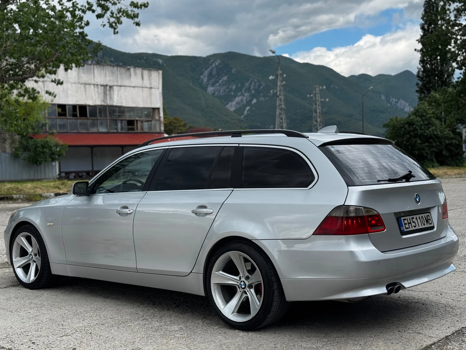 BMW 525  - изображение 3