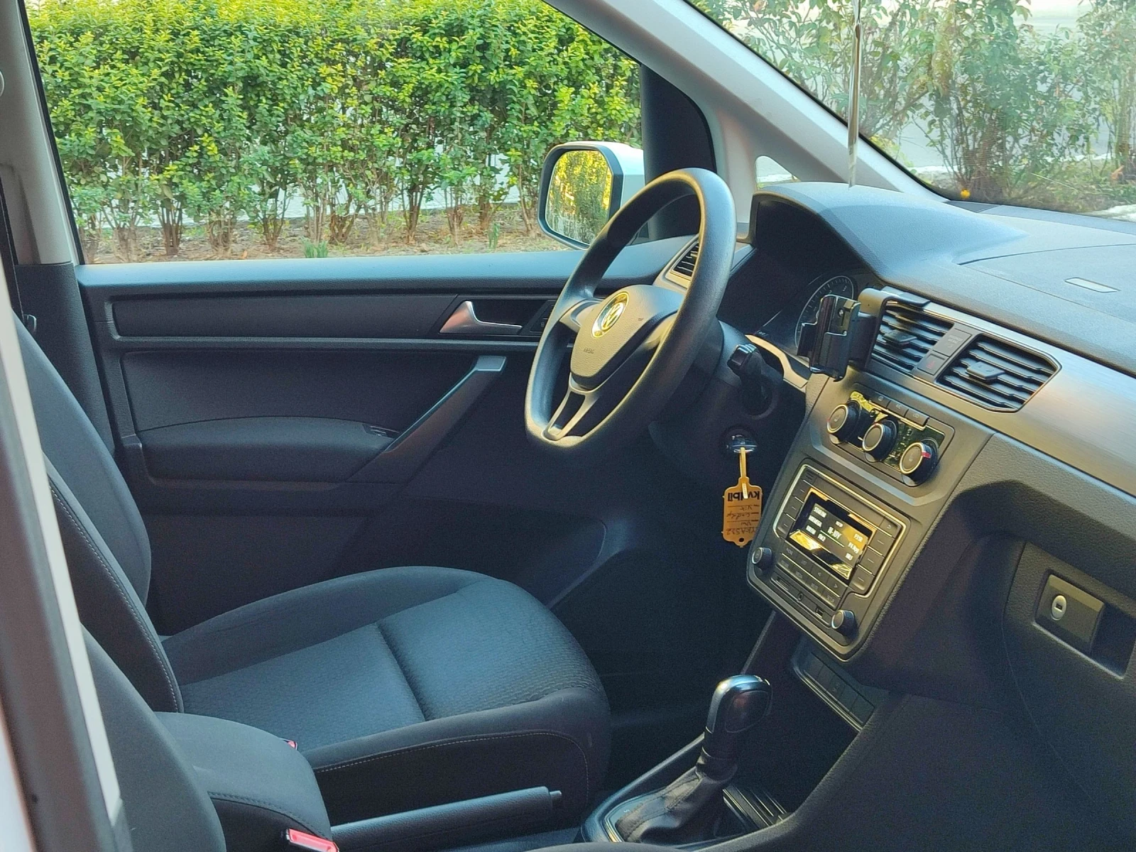 VW Caddy 2.0TDI DSG  Maxi Life  - изображение 2