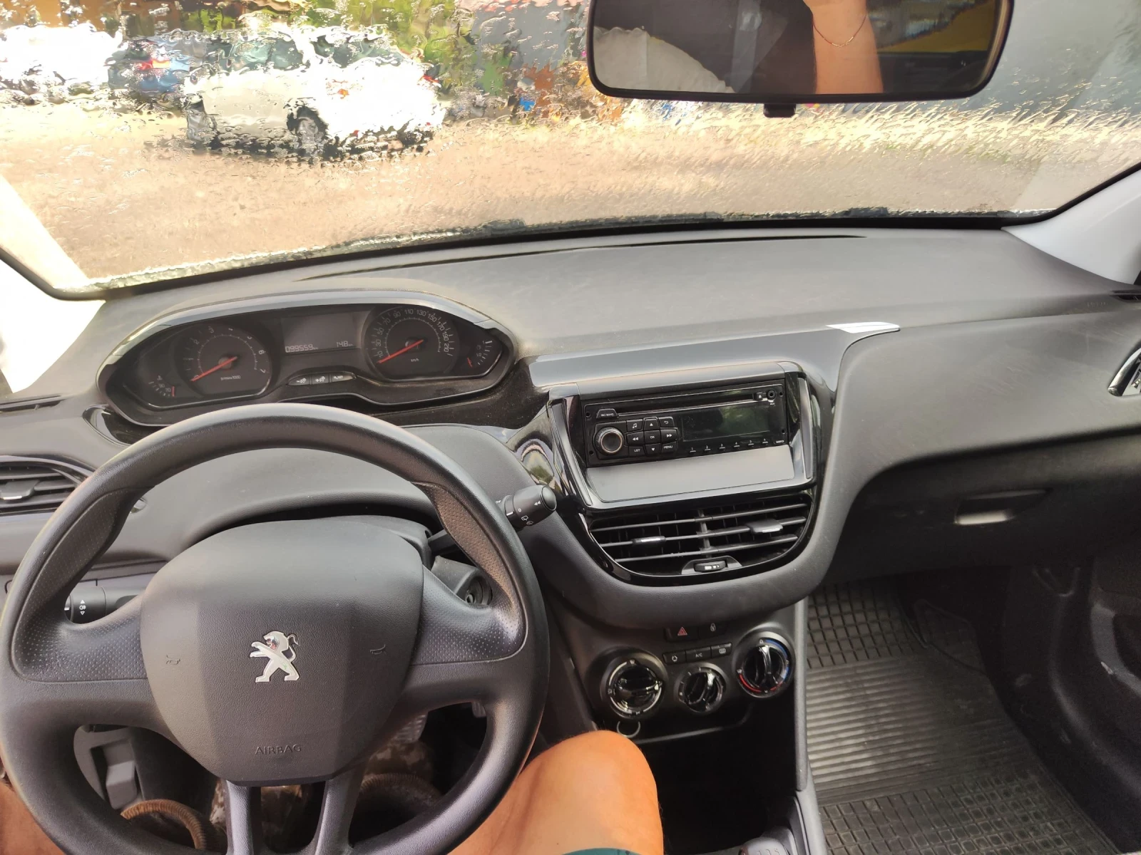 Peugeot 208 1000 I 68 к.с. | Mobile.bg — изображение 14