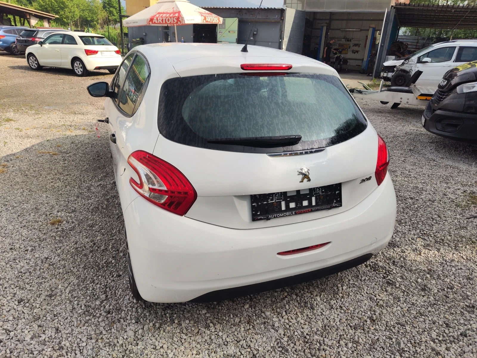 Peugeot 208 1000 I 68 к.с. - изображение 4