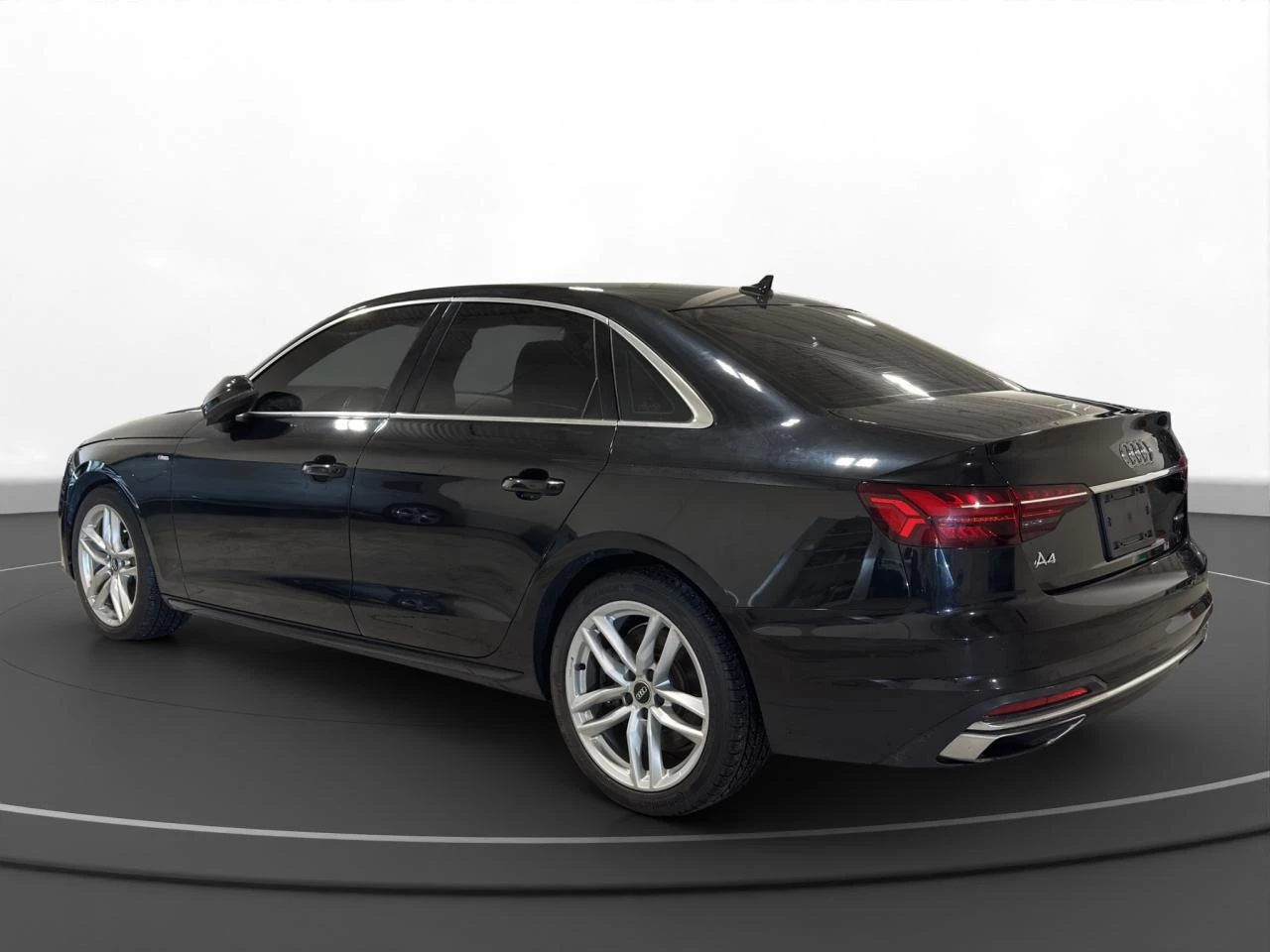 Audi A4 2.0 TFSI Quattro / Technik / Обдухване - изображение 6