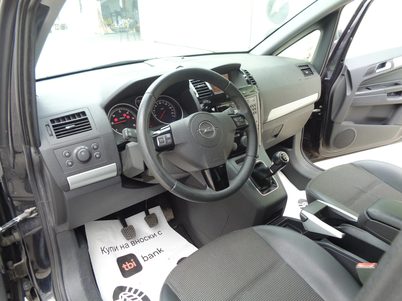 Opel Zafira 1.7CDTI-110-COSMO-ECO FLEX-KOJA-7m-BARTER-LIZING - изображение 10