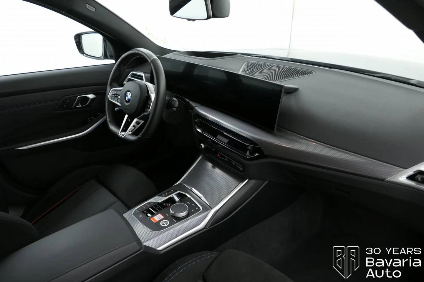 BMW 320 i Touring M Sport Paket Sportautomatic - изображение 7