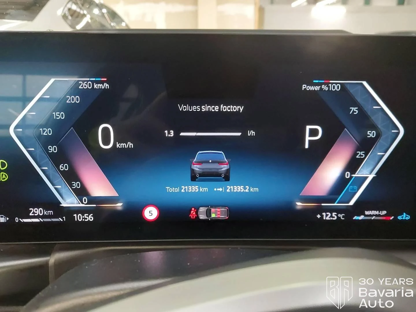 BMW 320 i Touring M Sport Paket Sportautomatic - изображение 9