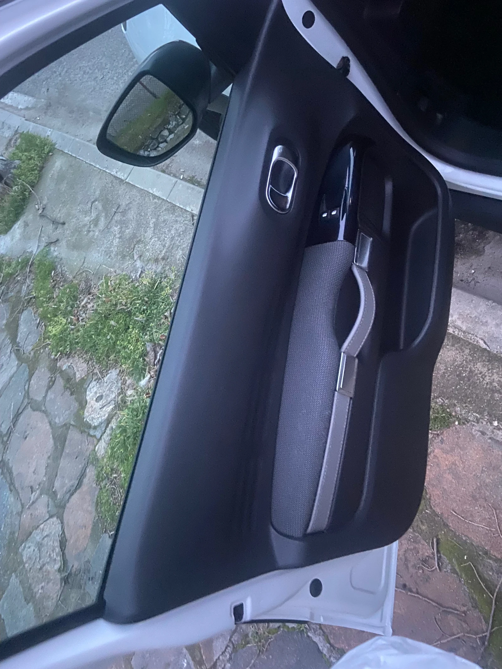 Citroen C4 Cactus 1.2 Бензин 82к.с. Перфектен!!! - изображение 10