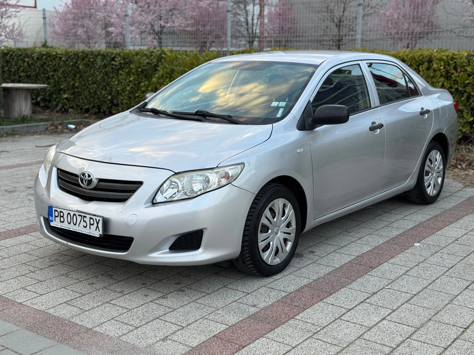 Toyota Corolla 1.6 , снимка 13 - Автомобили и джипове - 53990587