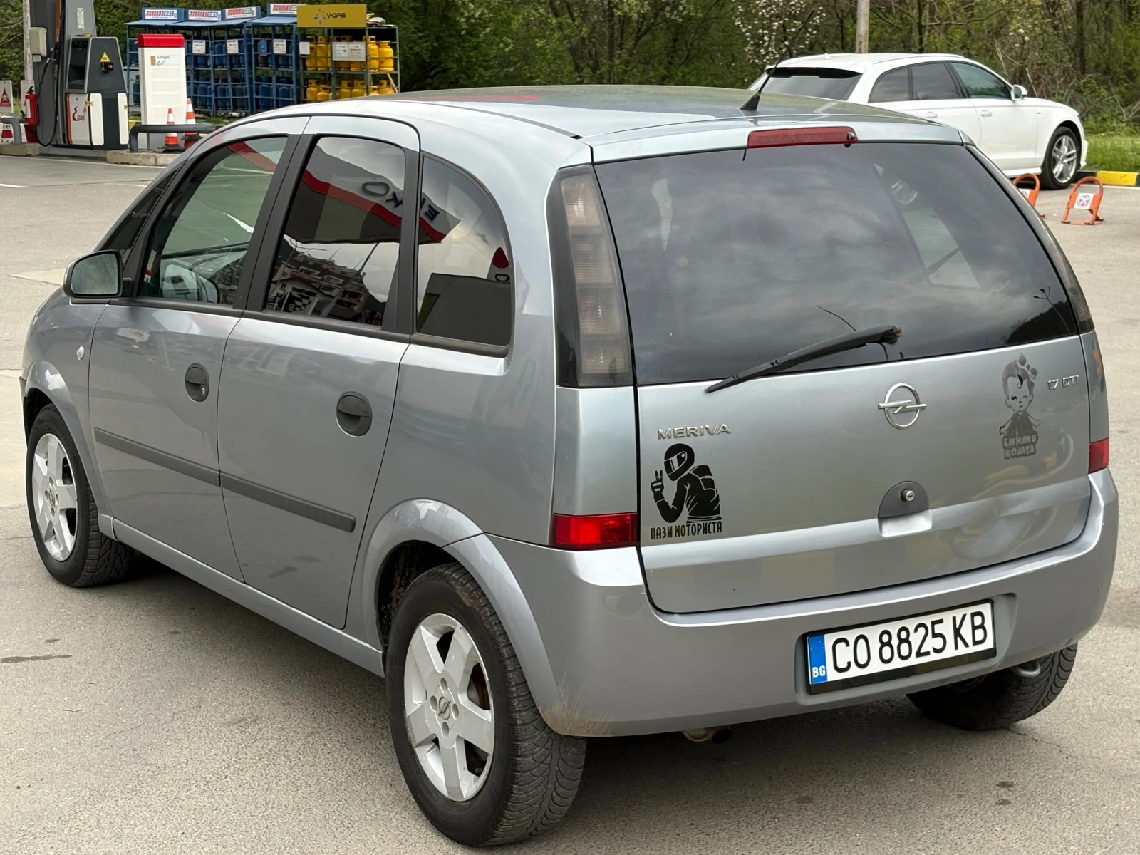 Opel Meriva, снимка 5 - Автомобили и джипове - 54257547