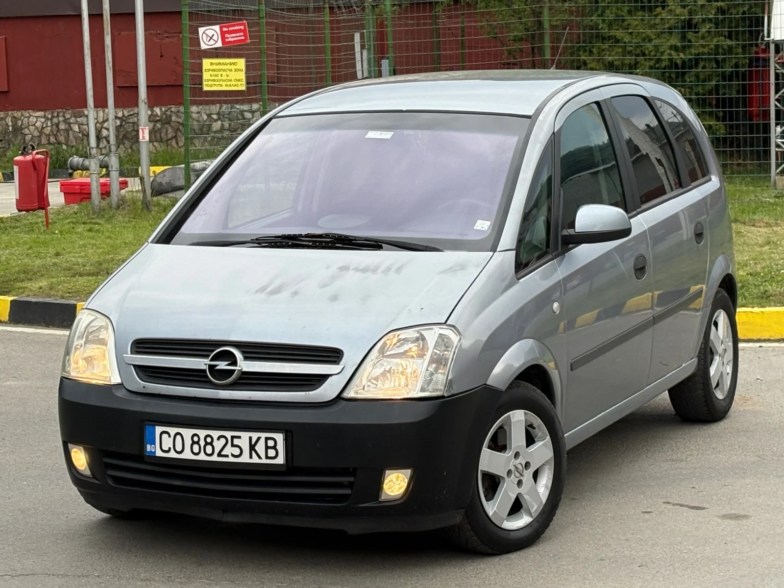 Opel Meriva, снимка 3 - Автомобили и джипове - 54257547