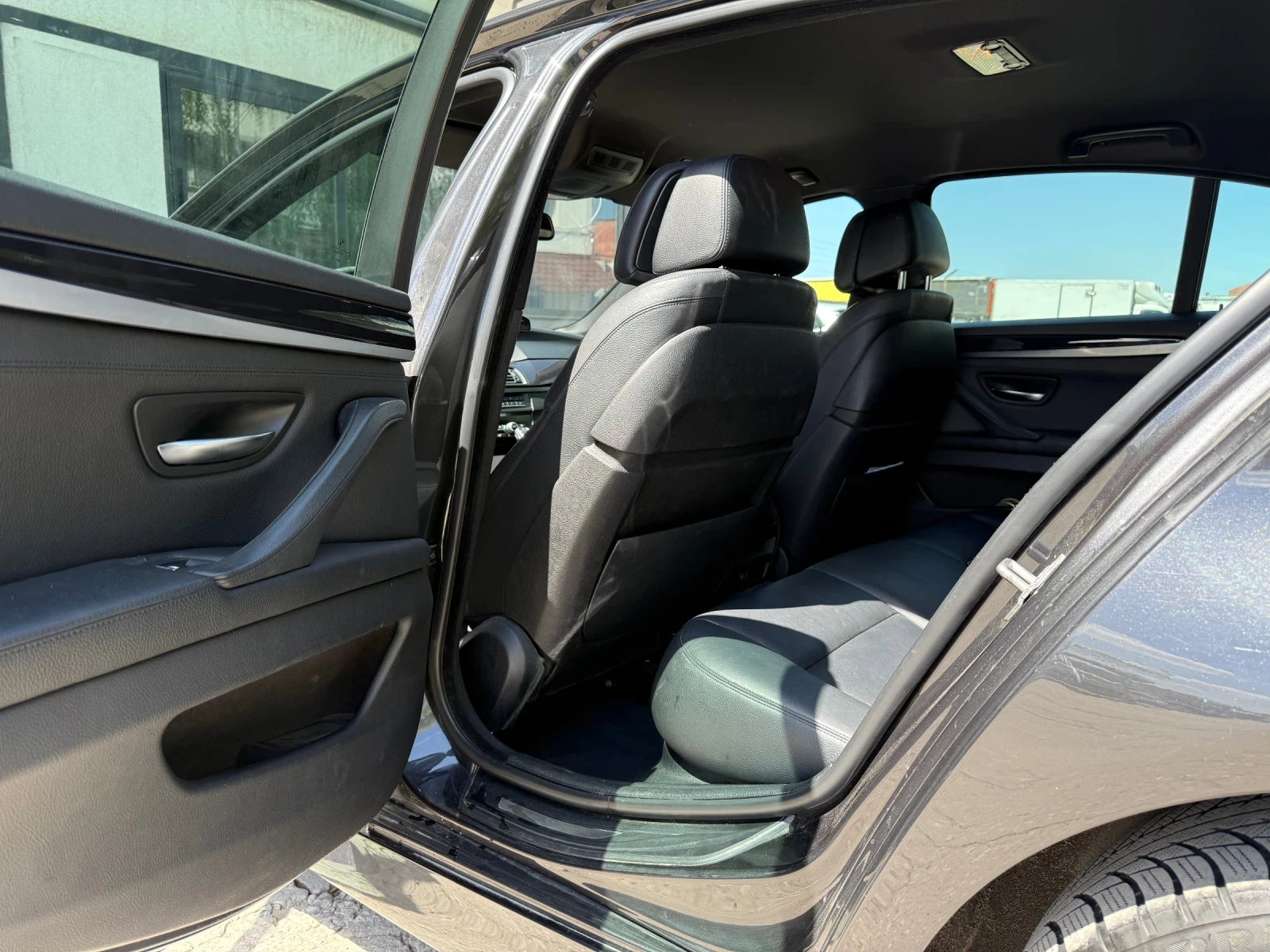 BMW 530 XDRIVE, снимка 9 - Автомобили и джипове - 54332679