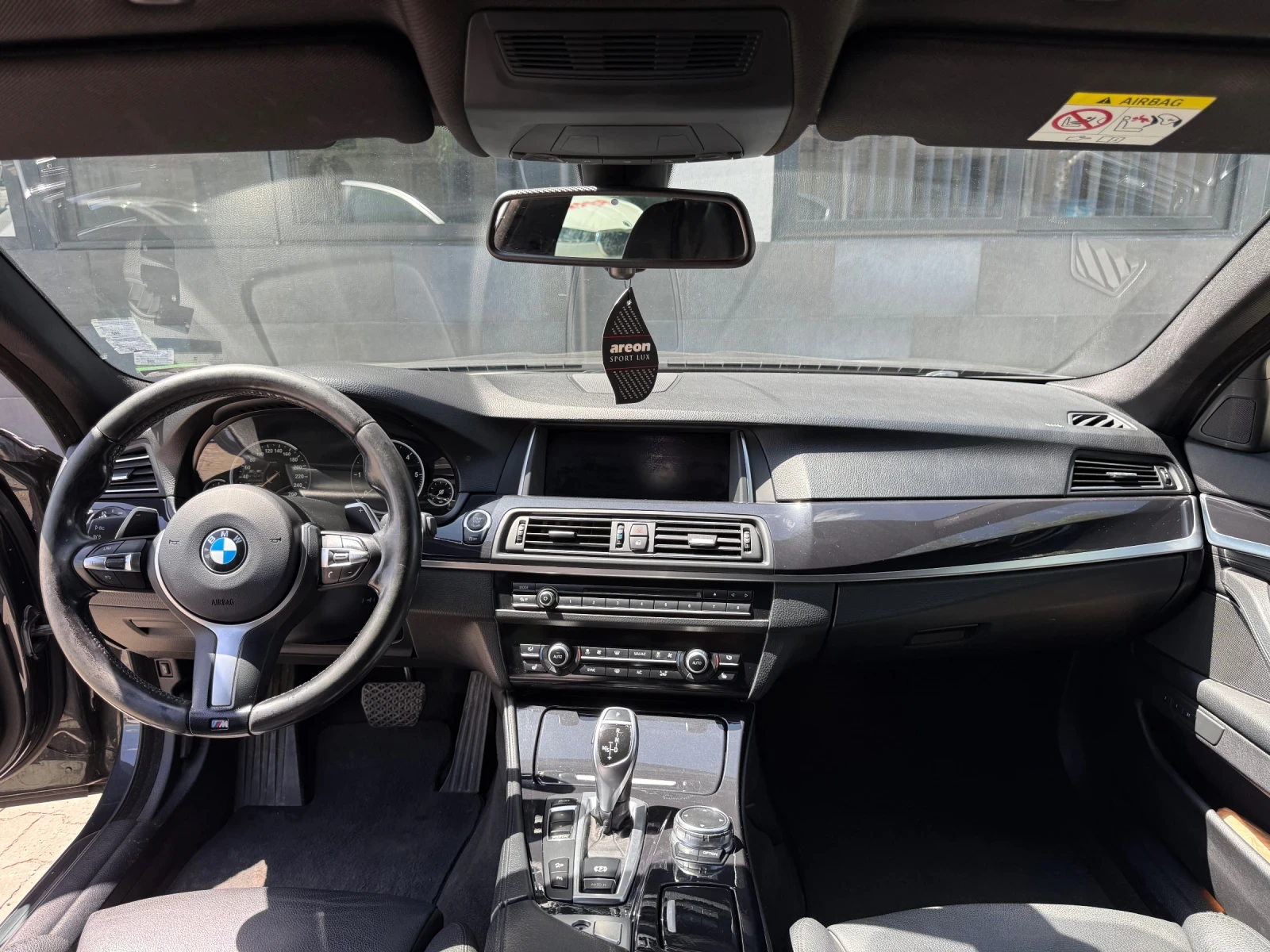 BMW 530 XDRIVE, снимка 13 - Автомобили и джипове - 54332679
