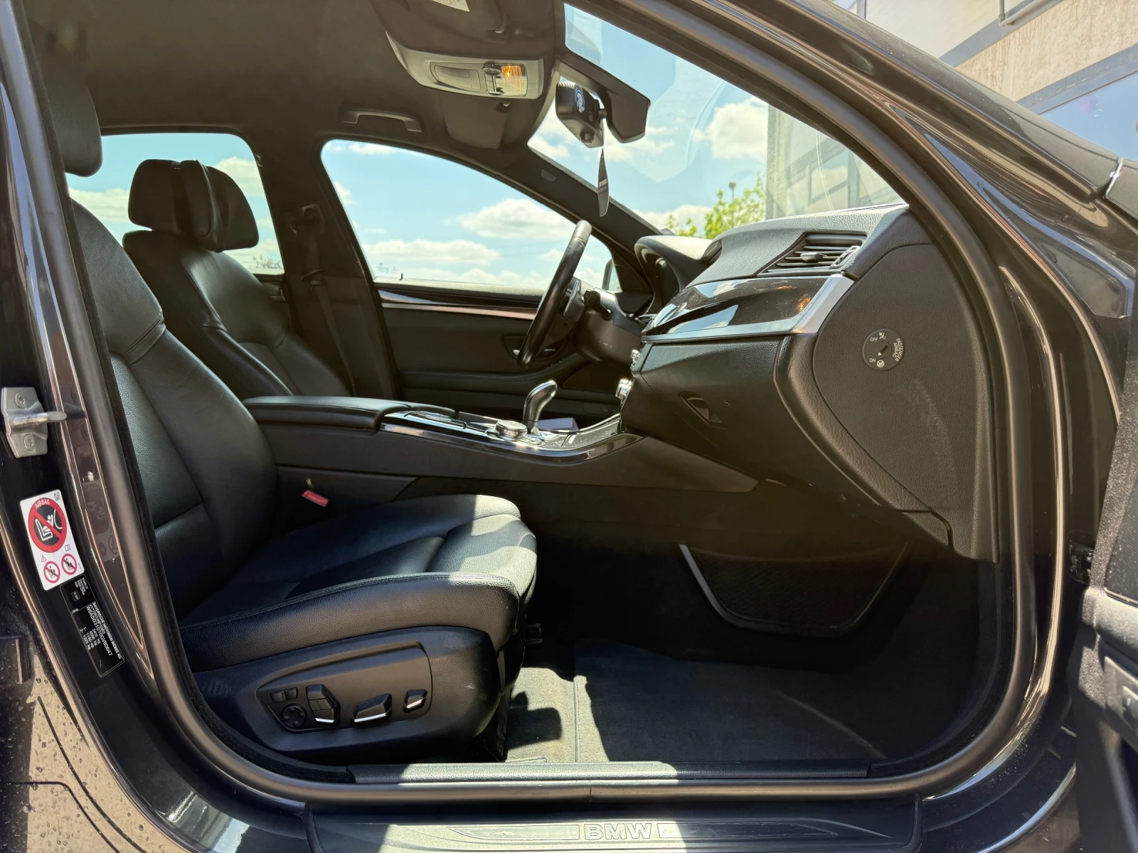 BMW 530 XDRIVE, снимка 11 - Автомобили и джипове - 54332679