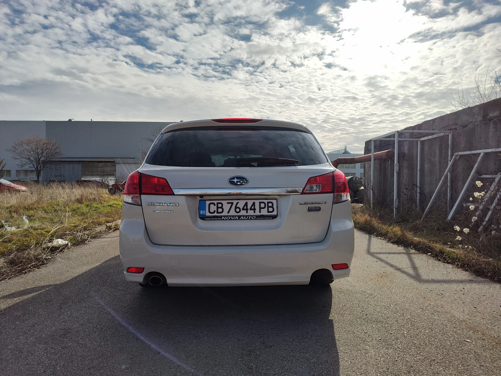 Subaru Legacy, снимка 4 - Автомобили и джипове - 54472635