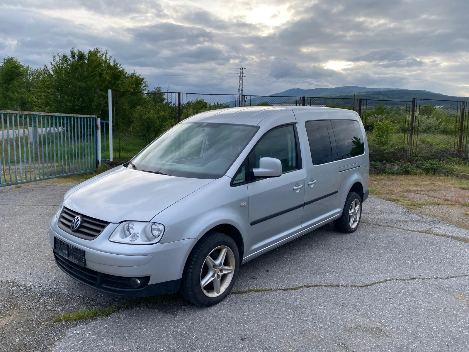 VW Caddy 1.9TDI 4Motion Maxi 7 Места