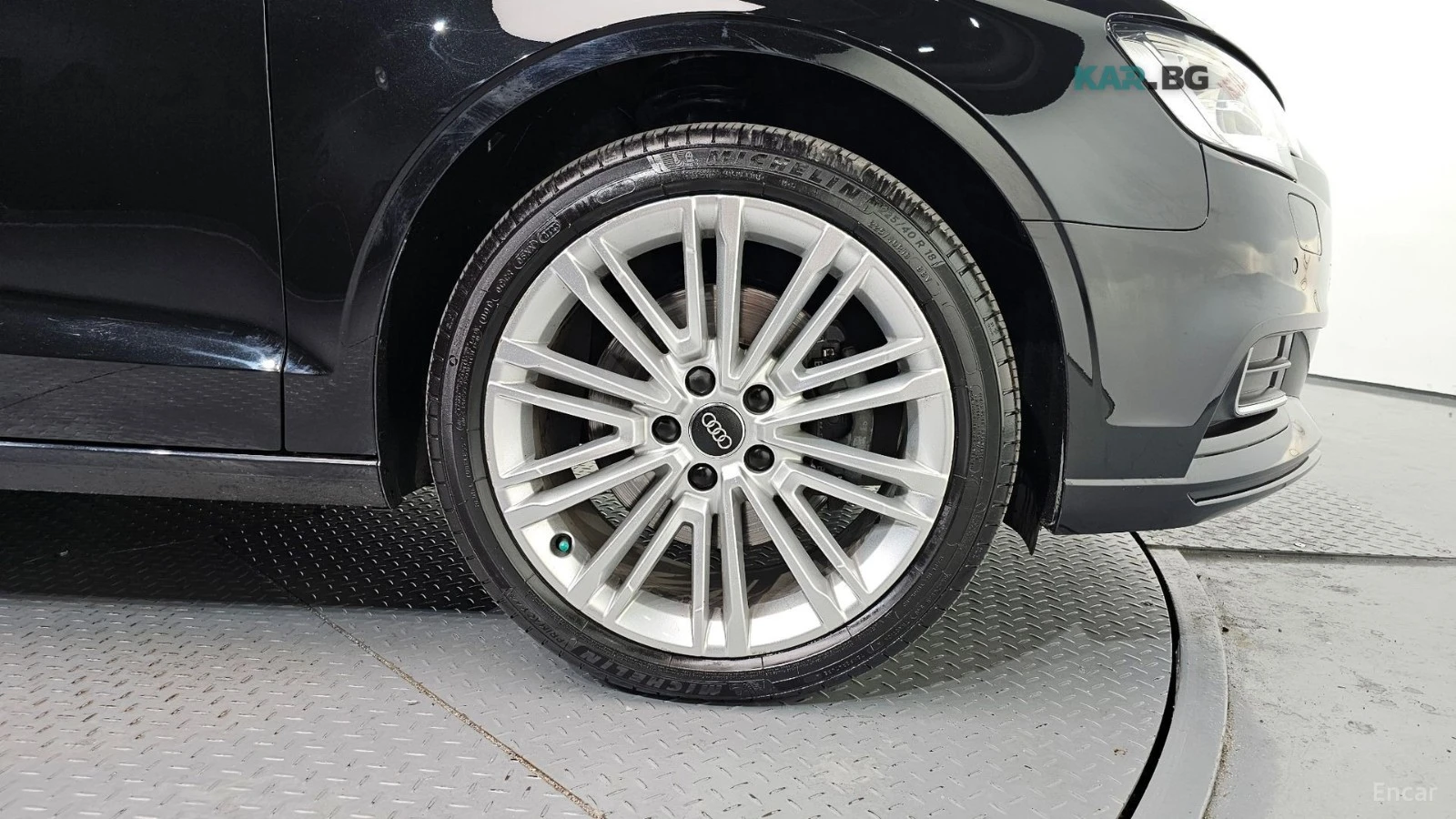 Audi A3 40TFSI* КОЖА* ПОДГРЕВ* ПАНОРАМА, снимка 5 - Автомобили и джипове - 54818235