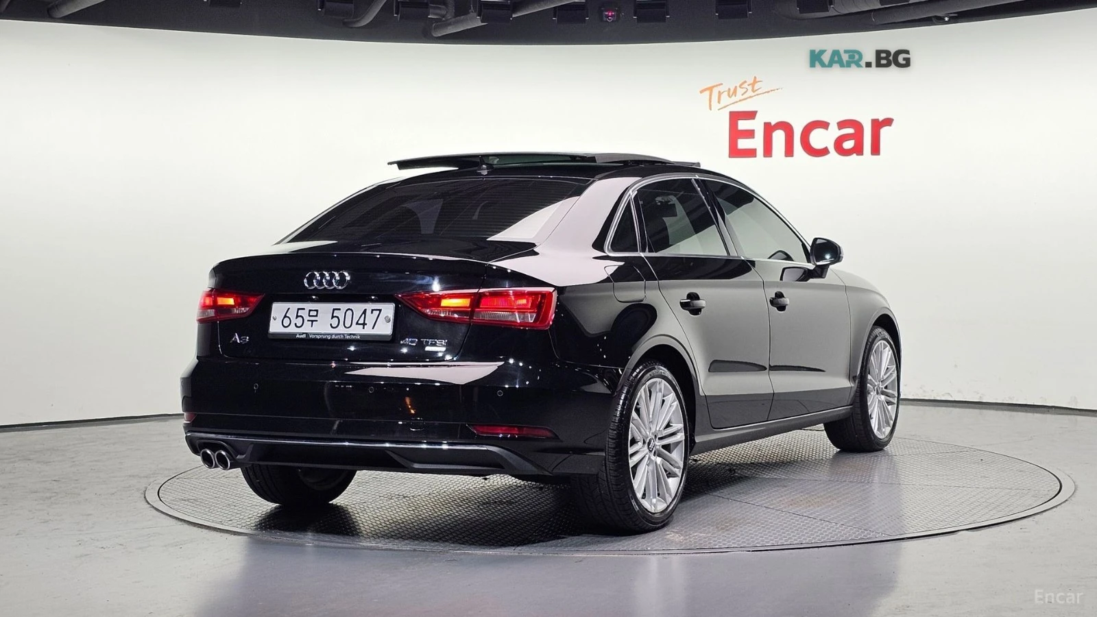 Audi A3 40TFSI* КОЖА* ПОДГРЕВ* ПАНОРАМА, снимка 3 - Автомобили и джипове - 54818235