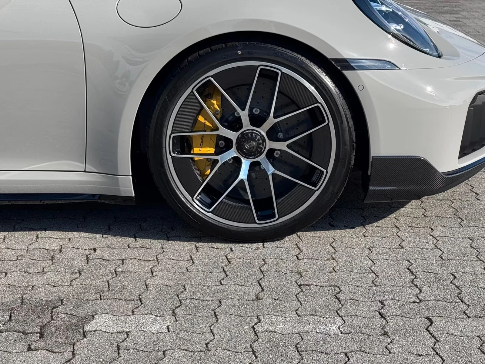 Porsche 911  992.2 Turbo S* SportDesign* Carbon* Lift* Burm, снимка 8 - Автомобили и джипове - 54979091