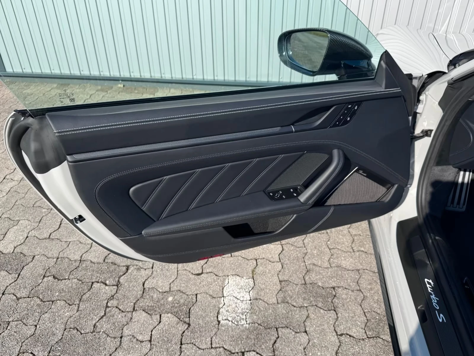 Porsche 911  992.2 Turbo S* SportDesign* Carbon* Lift* Burm, снимка 16 - Автомобили и джипове - 54979091