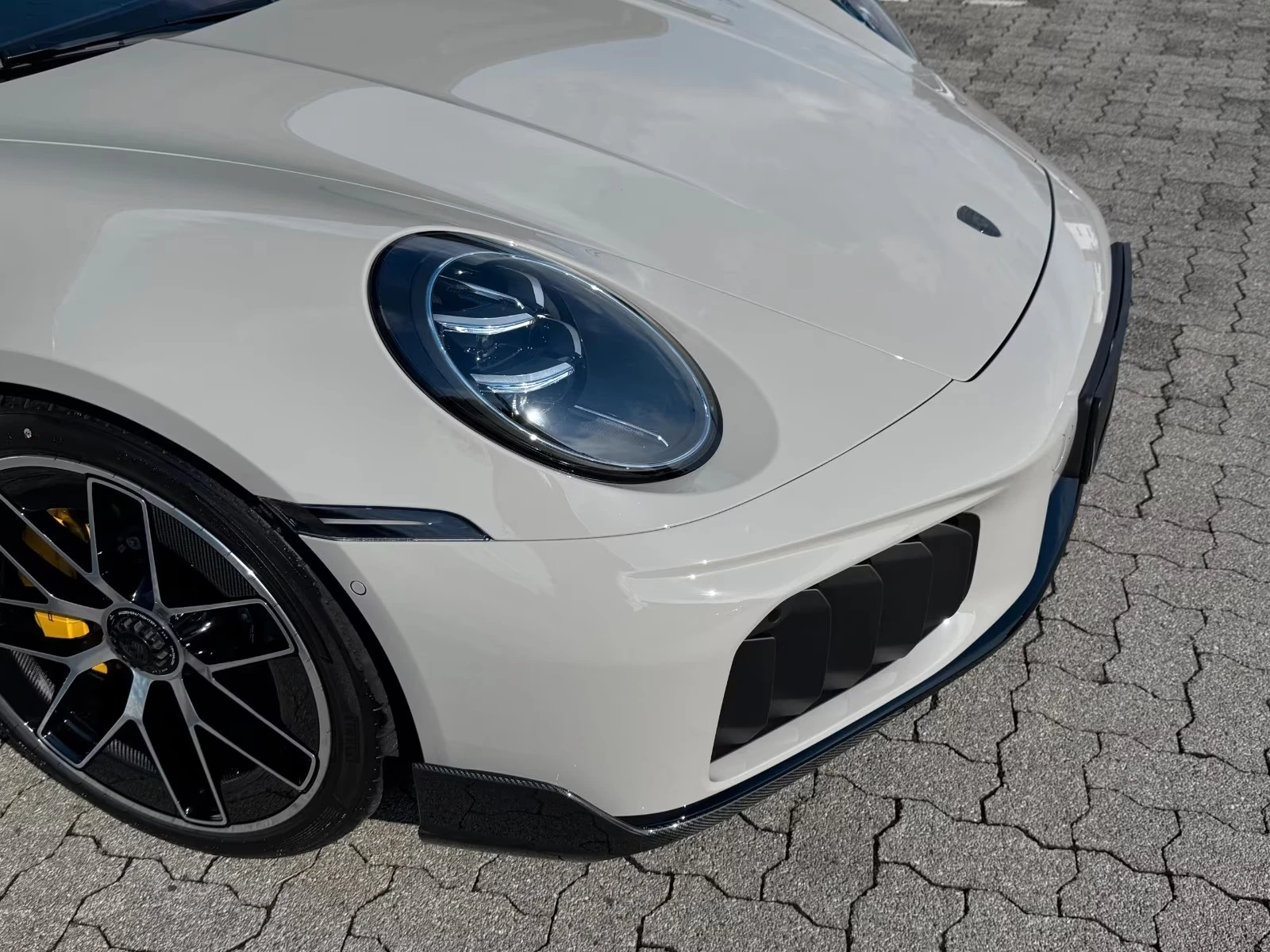 Porsche 911  992.2 Turbo S* SportDesign* Carbon* Lift* Burm, снимка 10 - Автомобили и джипове - 54979091