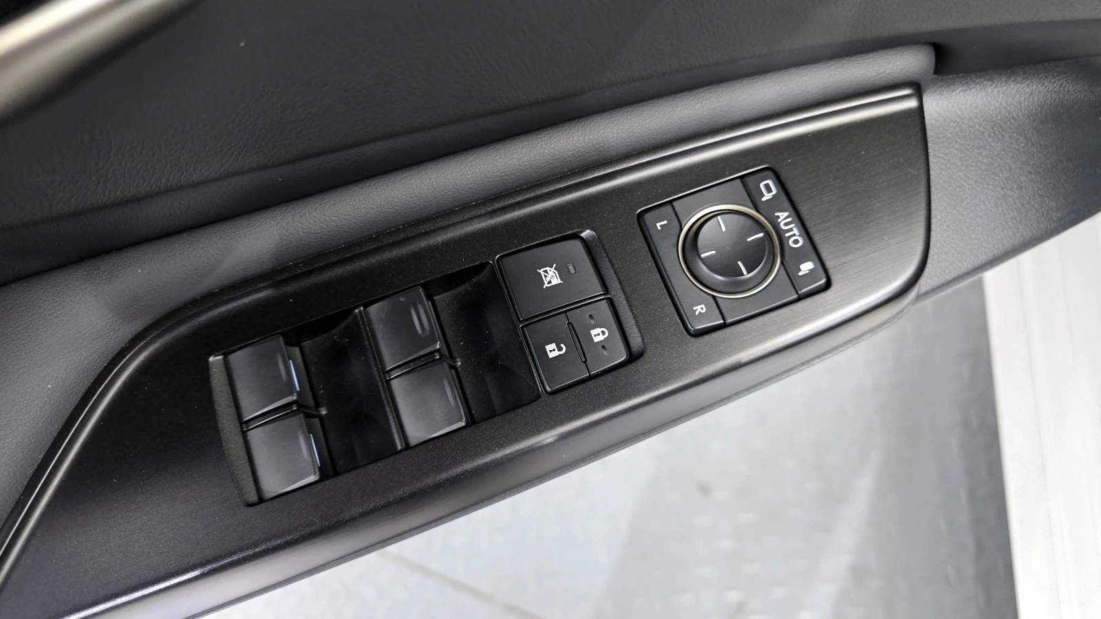Lexus ES 300 Supreme, снимка 11 - Автомобили и джипове - 55510193