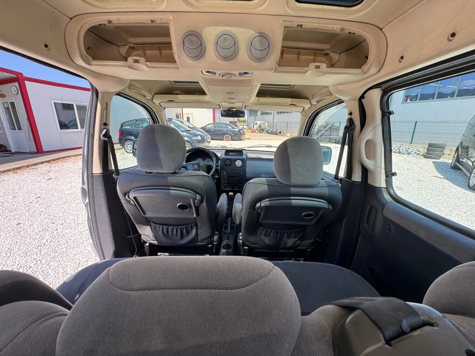 Citroen Berlingo Инвалиден-рампа., снимка 11 - Автомобили и джипове - 55957816