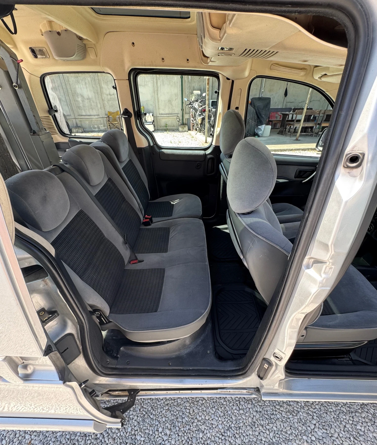 Citroen Berlingo Инвалиден-рампа., снимка 9 - Автомобили и джипове - 55957816
