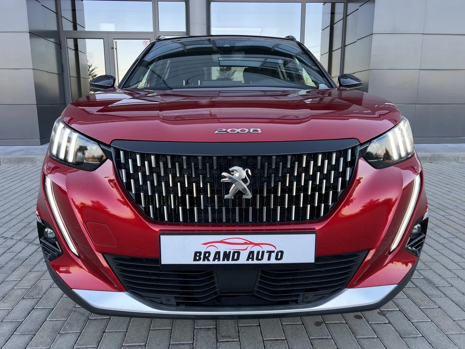 Peugeot 2008 * GT - LINE * 130 k.c. AUTOMATIC , снимка 2 - Автомобили и джипове - 56639266
