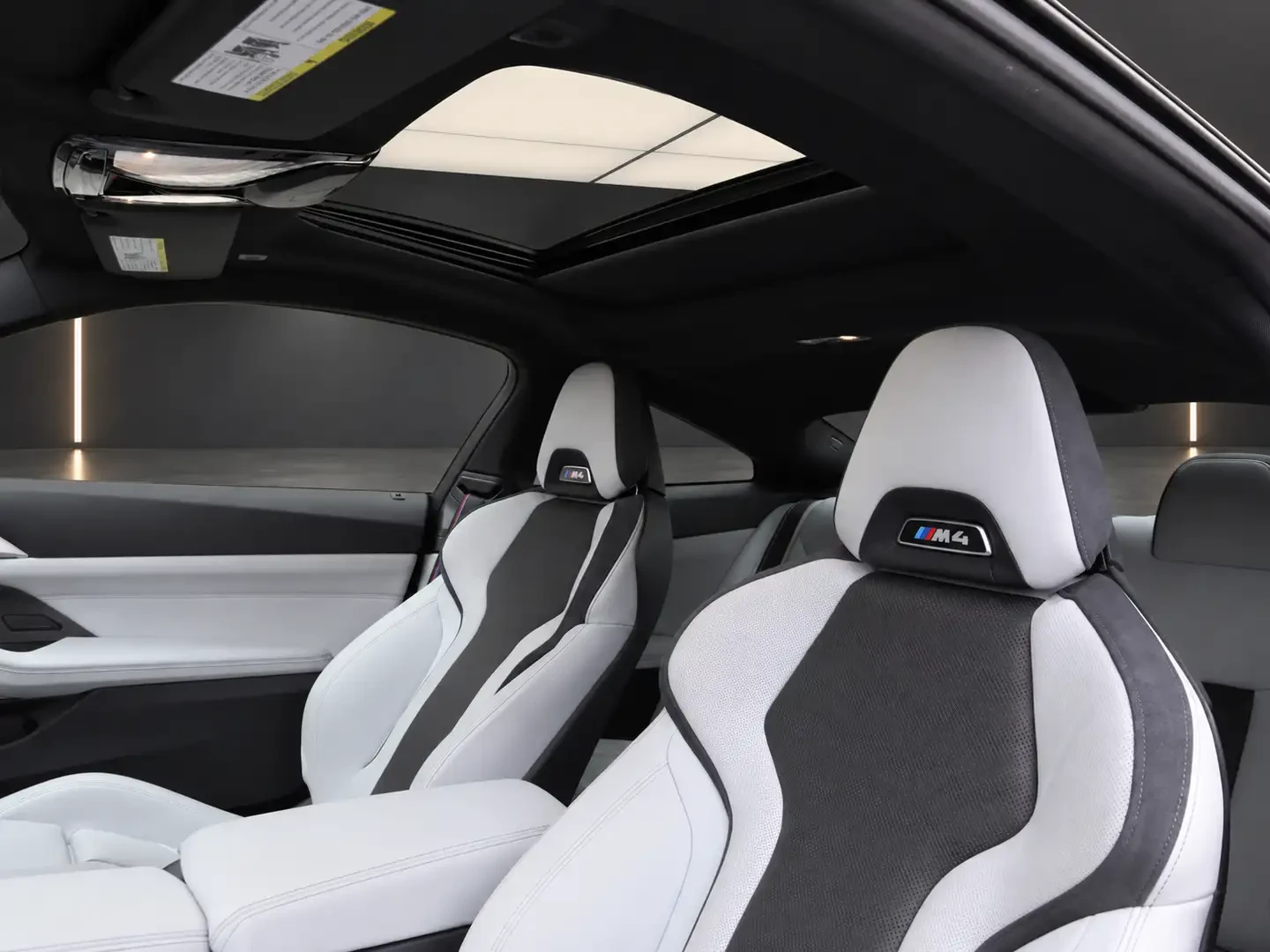BMW M4 Ръчка/360/Лазер/HK/Лизинг/, снимка 10 - Автомобили и джипове - 56642034