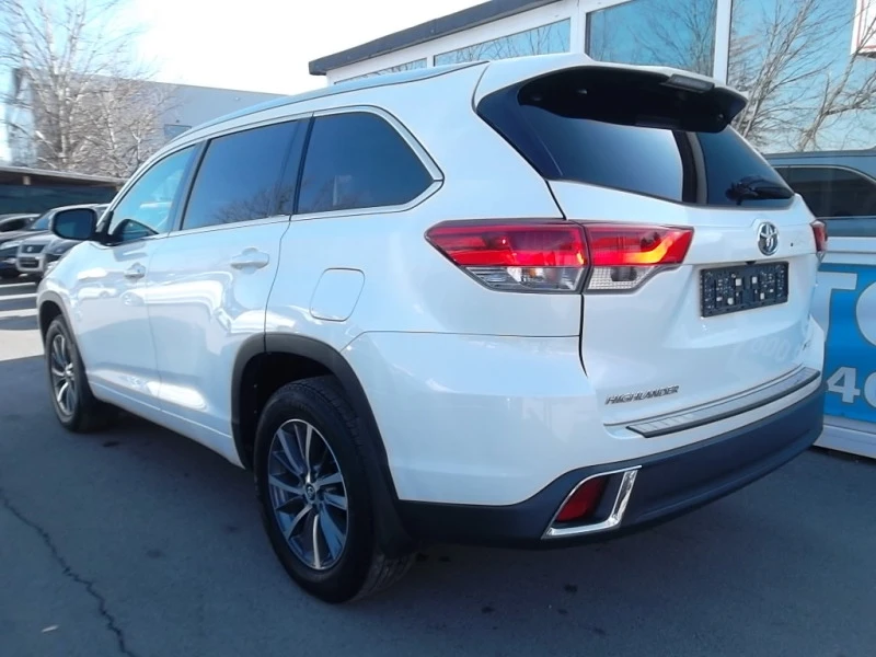 Toyota Highlander 3.5 HIBRID 4AWD, снимка 2 - Автомобили и джипове - 44196846