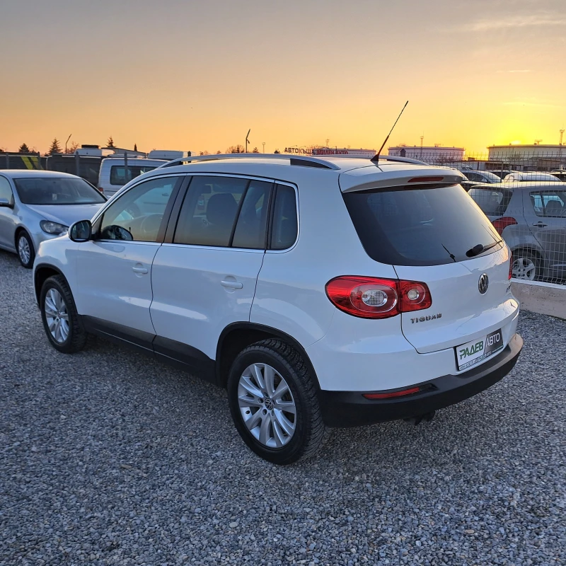 VW Tiguan 2.0 TDI* 4 MOTION* ОТЛИЧЕН!* , снимка 4 - Автомобили и джипове - 48880923