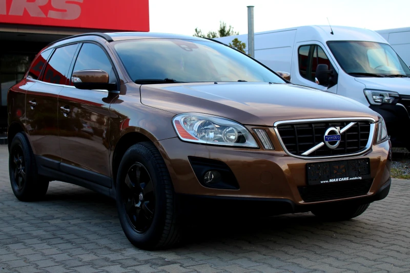 Volvo XC60 2.4D ЛИЗИНГ, снимка 2 - Автомобили и джипове - 51610487