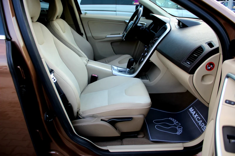 Volvo XC60 2.4D ЛИЗИНГ, снимка 14 - Автомобили и джипове - 51610487