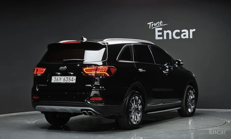 Kia Sorento, снимка 2 - Автомобили и джипове - 52907487
