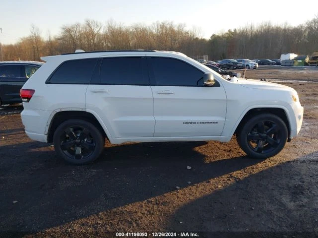 Jeep Grand cherokee ALTITUDE, Проверен автомобил, Минимална щета!!!, снимка 13 - Автомобили и джипове - 48721909