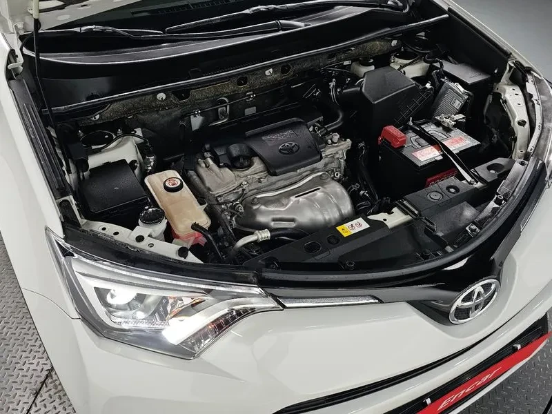 Toyota Rav4 2.5 2Wd 4Th Generation, снимка 5 - Автомобили и джипове - 56131078