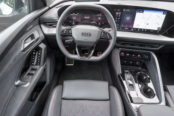 Audi Q5 Sportback 2.0 TDI Quattro = S-line = Гаранция, снимка 5 - Автомобили и джипове - 56182803