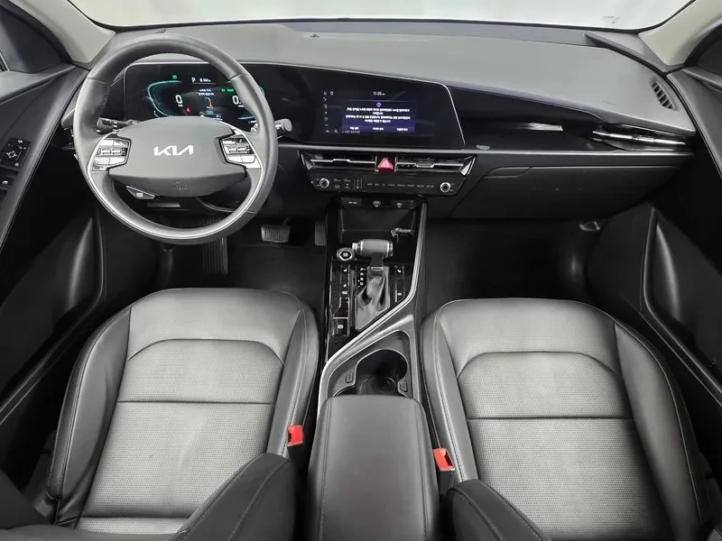 Kia Niro  Trendy, снимка 7 - Автомобили и джипове - 56531780