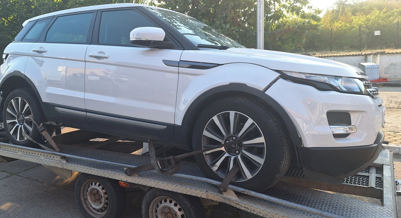 Land Rover Range Rover Evoque 2,2 НА ЧАСТИ  - изображение 2