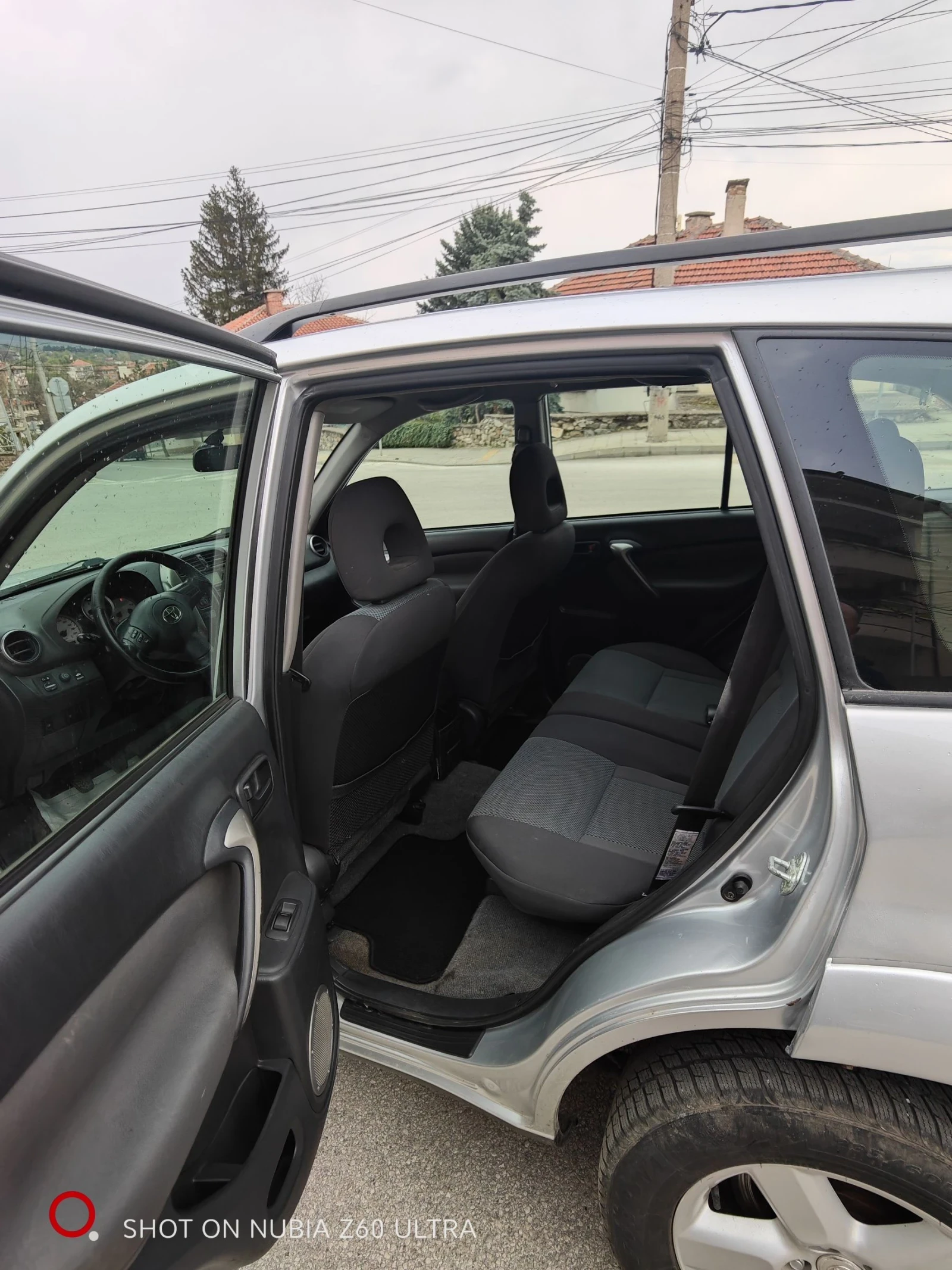 Toyota Rav4 D4D - изображение 10