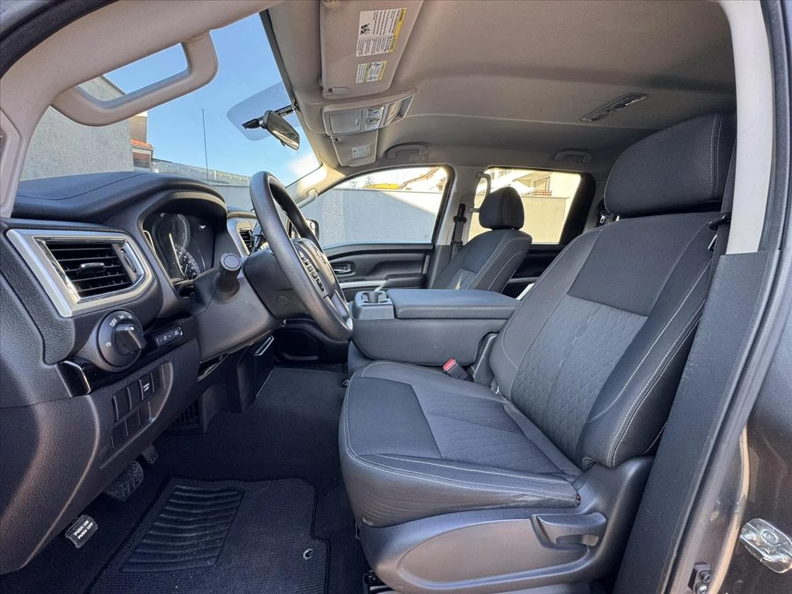 Nissan Titan crew cab 5.6L V8 - изображение 9